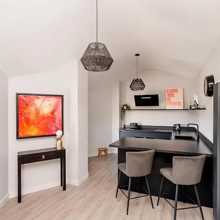 Modern In Long Ashton Apartamento
