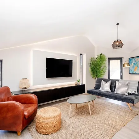 Apartamento Modern In Long Ashton
