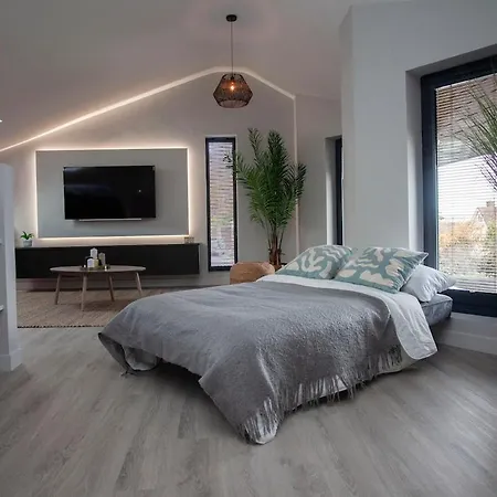 Lägenhet Modern In Long Ashton *